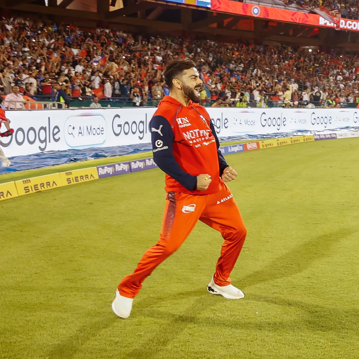 KohliSensation's tweet photo. Thread Of Virat Kohli HQ Pics From Today's Against Mumbai Indians.📸❤️
.
.
.
(1/n)
.
.
.
#RCBvMI #MIvRCB #IPL2026 @imVkohli https://t.co/eLx4DohbUS