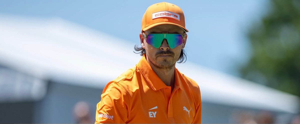 rickie fowler looks like he sells illegal fireworks and shitty coke.

this is my favorite fowler era, by miles