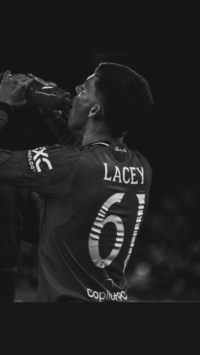 Shea lacey (@shealacey10) on Twitter photo 