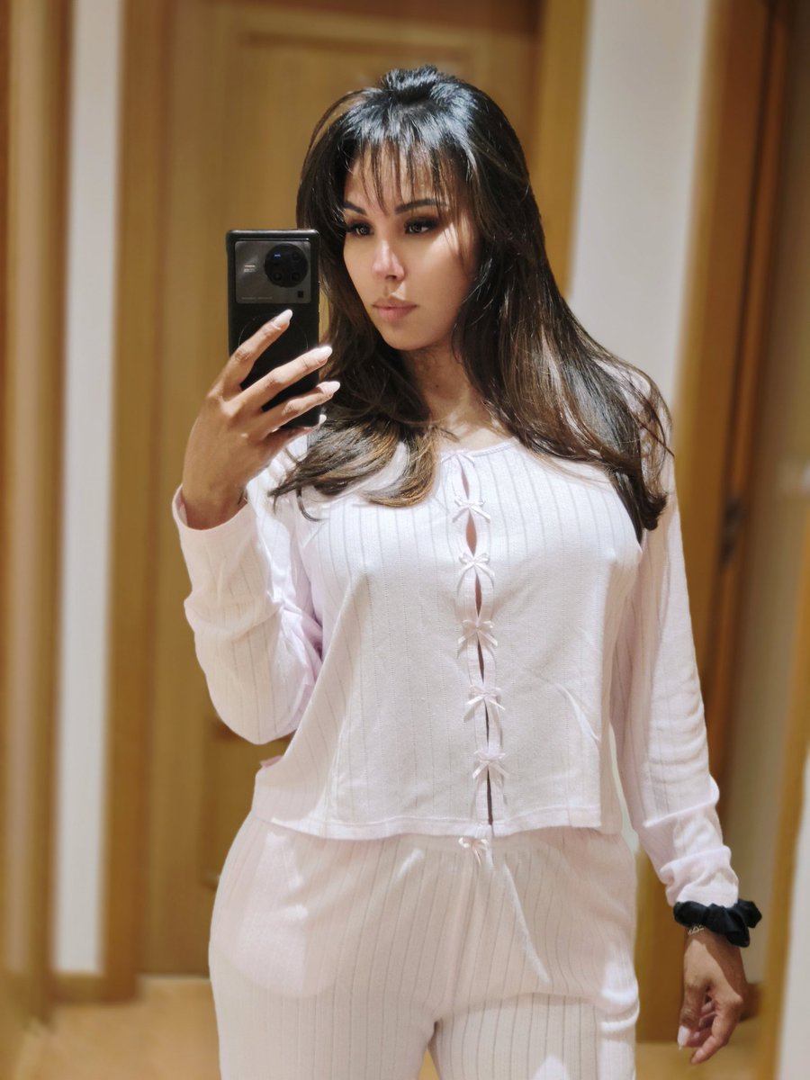 Paola Arevalo tweet media