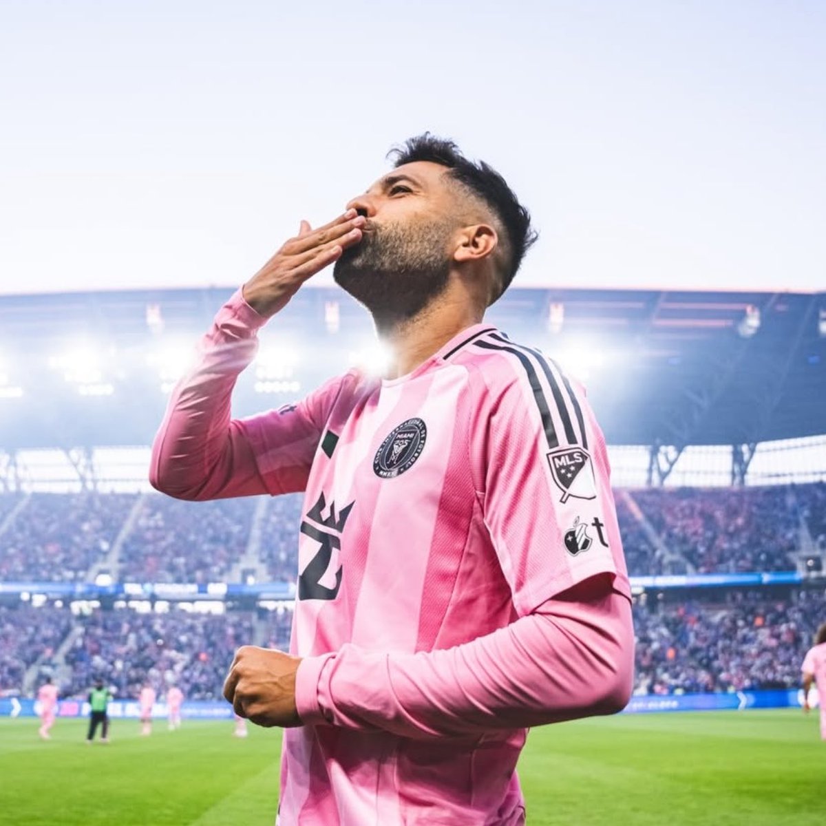 ✨ Jordi Alba: “Federico Dimarco reminds me of myself. I was following him already when I was at Barça, I always liked him a lot”.

“He can attack, he can defend… a great player”, told DAZN.
