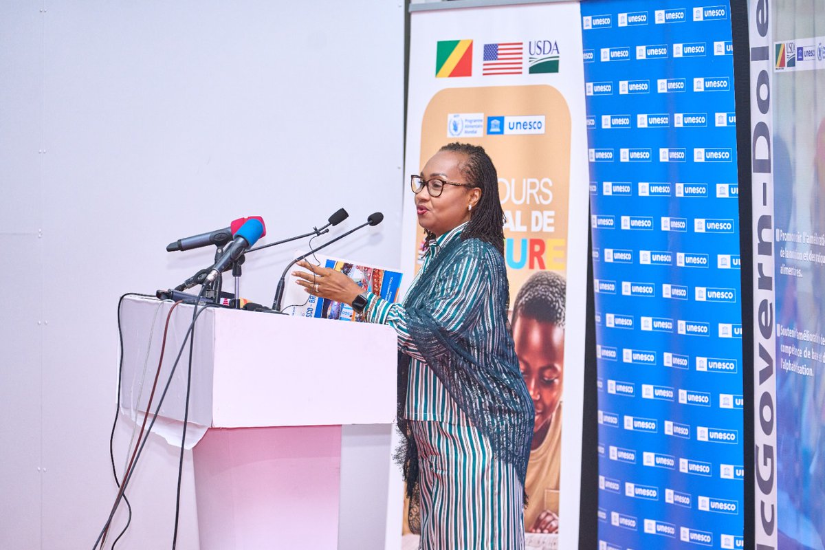 UNESCOBrazza's tweet photo. Le 09 mai 2026, le MEPPSA, l'UNESCO et le PAM ont organisé à Brazzaville un Concours National de Lecture réunissant 1 000 participants et 15 finalistes issus des quinze départements du Congo @UN_Congo @meppsa19 @PamCongo https://t.co/XZEKAFNmre