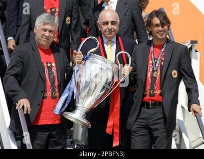 FelipeSommelier's tweet photo. @acmilan https://t.co/GP36bxhlXj