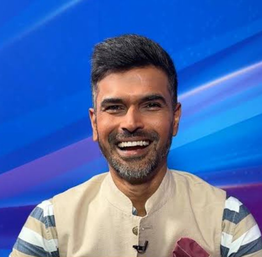 𝐊𝐨𝐡𝐥𝐢𝐧𝐚𝐭!𝟎𝐧_👑🚩 tweet media