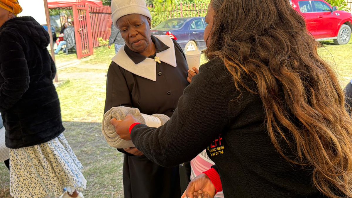 Ward27Madibeng's tweet photo. ♦️In Pictures♦️
Etsoxeng and the Community Foundation, joined by Councillor Maphoru, generously donated fleeces/blankets to the mothers of the Ethiopian Catholic Church at Loekeng.

#RegisterToVoteEFF in the 2026 LGE On The Following Link: https://t.co/trMspjfMQj https://t.co/WUSSgrmBcG
