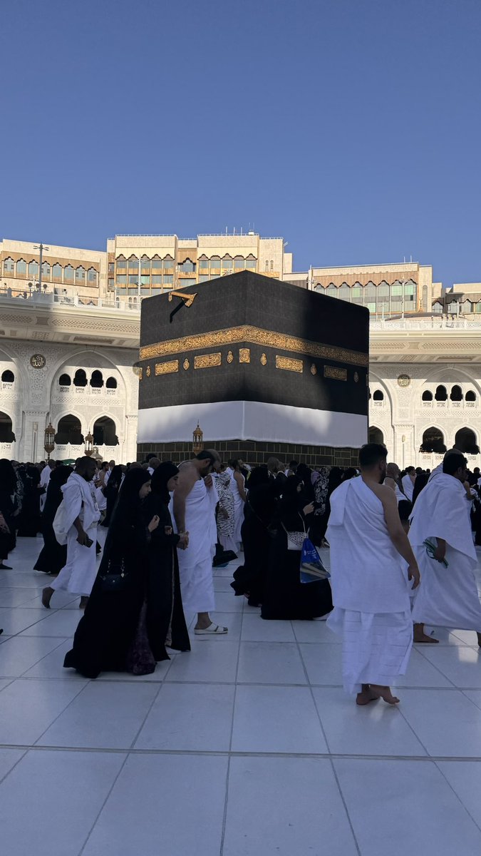 lamisfin's tweet photo. 13 | ذو القـعـده 
"والروح في مكه اتسعت" 
طاب اللقاء و قرت الأعين وارتوى القلب الحمدلله على تمام العمره 🤍 https://t.co/CRYmEjrPhp
