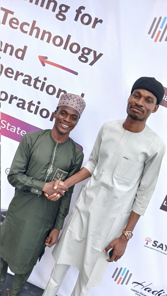 Uniquepen001's tweet photo. Amazing experience at the Ilorin Innovation Hub π₯
Glad I got to connect with @AbdullahSu46594, @BarakahNur40010, and my fellow UNILORIN colleagues. Great minds, great energy, great experience. π
#BuildTechDigitalExhibition2026 #DigitalExhibition #KwaraTech #SAYDi https://t.co/aP2VdzMns7