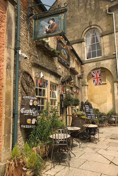 Britain's Lost & Living Pubs tweet media