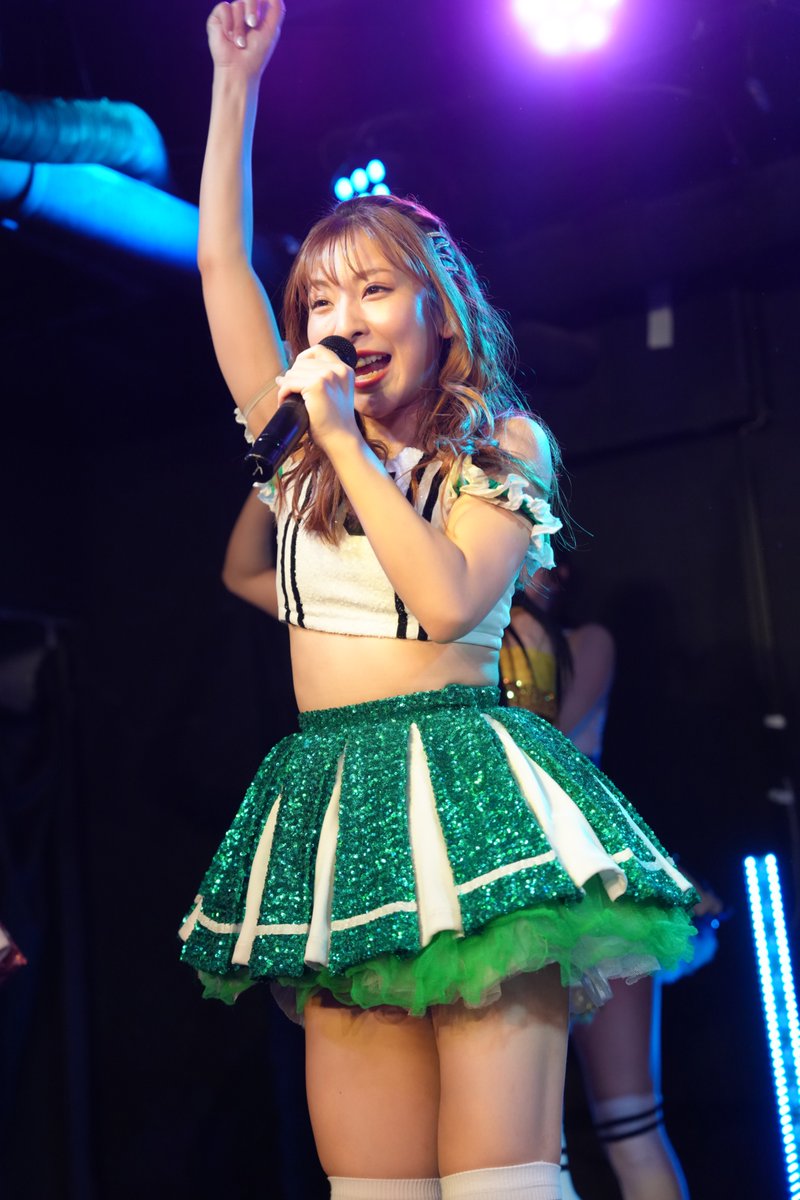 _HAZAMAno's tweet photo. #RoLuANGEL
板野友美プロュース
アンコール撮影
TikTokセンター争奪戦　総合トップに輝く
8月の誕生月を持って卒業
有終の美飾ろうね😊🍀🍀🍀

板野成美
@naruneee 
#新曲
#ANGEL初のcd https://t.co/qUv6HHFP7X