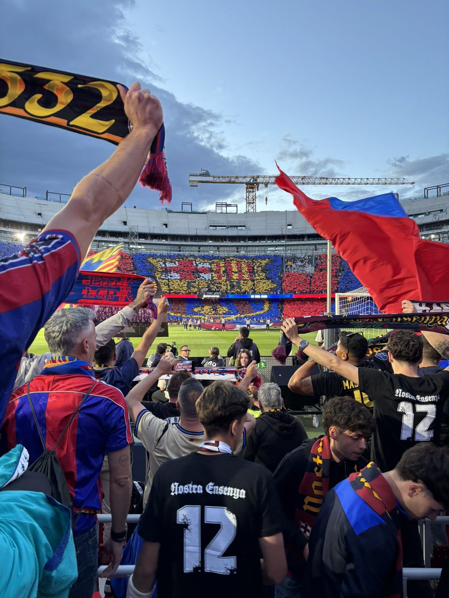 adribdn16's tweet photo. CAMPEOOONEEEES😎🔵🔴

MHDP!!! https://t.co/I3EHloFnXP