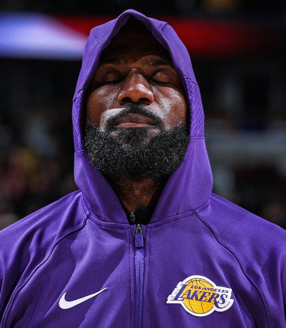 LakersDesk tweet media