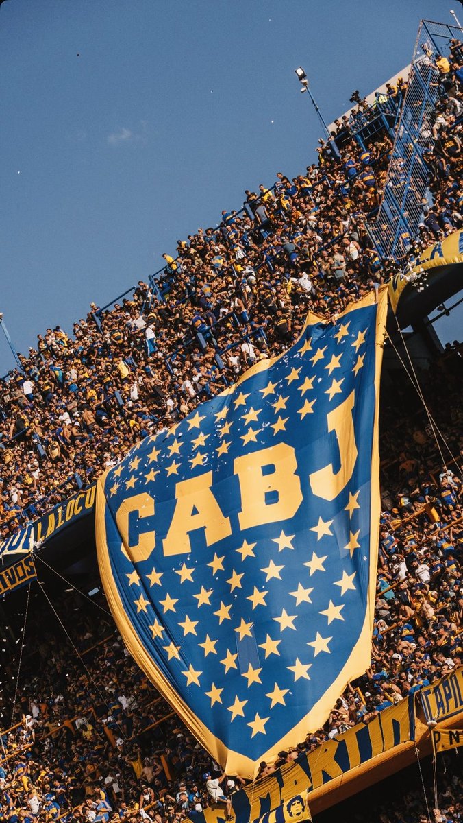 Aunque el barco se esté hundiendo yo no abandono. 
La vida me hizo de Boca y yo hice de Boca mi vida 💙💛💙