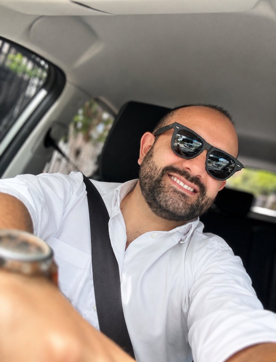  tweet media