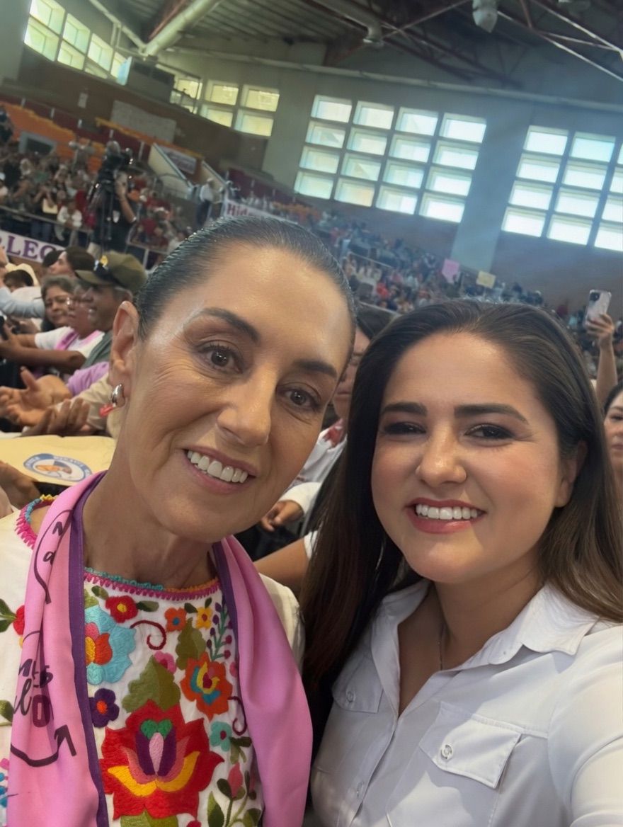 CelidaLopezc's tweet photo. Una pensión justa para mujeres que lo dan todo.

El Día de las Madres también se honra garantizando bienestar a quienes siempre estuvieron al frente de sus hogares, cuidando y sacando adelante a sus familias.

Gracias, Presidenta @Claudiashein. Porque antes que presidenta, también eres mujer y mamá, y hoy millones de mexicanas se sienten vistas, reconocidas y acompañadas.
