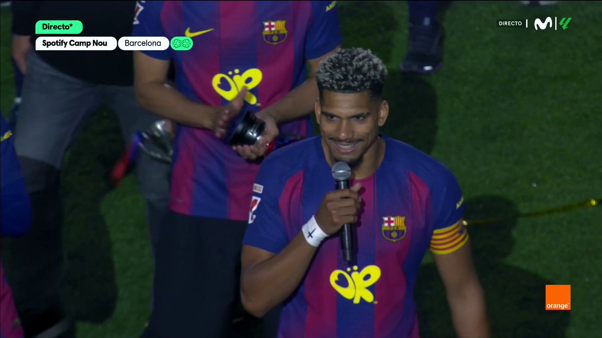 FCB World tweet media