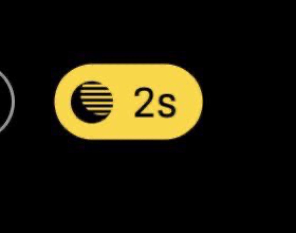 𖤐 tweet media
