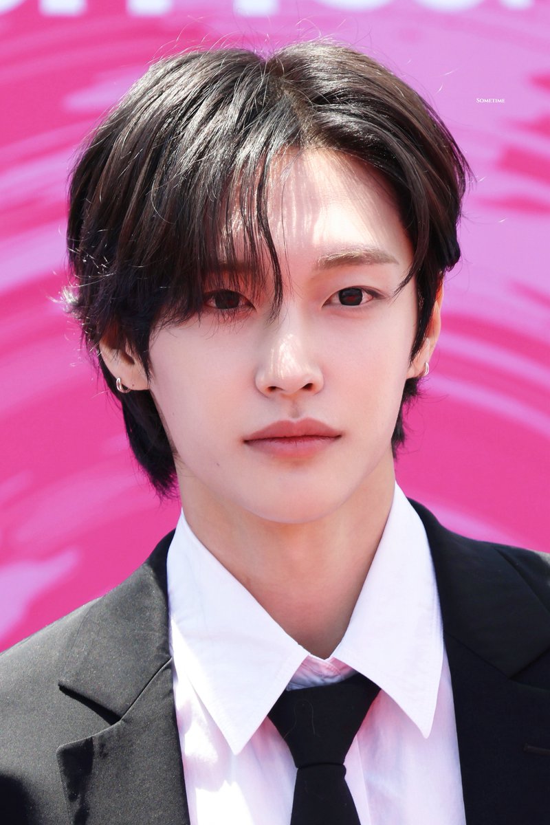 N년 전 오늘의 원빈 tweet media