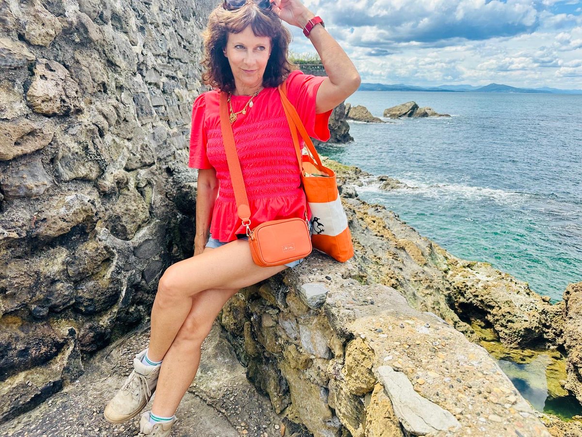 Sian Reeves tweet media
