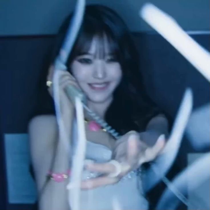 no context wonyoung tweet media