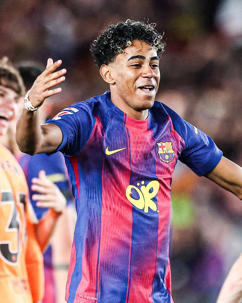 Lamine Yamal has now won more LaLiga titles (3) than Cristiano Ronaldo (2) at just 18 years-old 👀🏆

He’s only needed 4 seasons compared to Cristiano’s 9 in Spain 😳