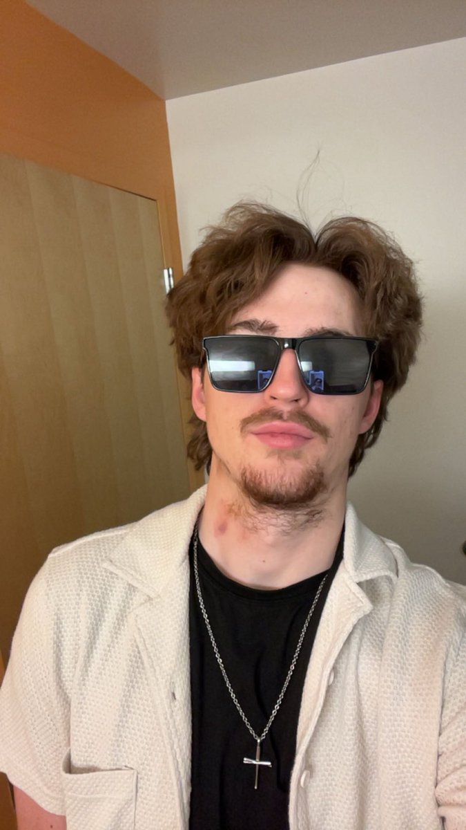 Tristan Riley tweet media