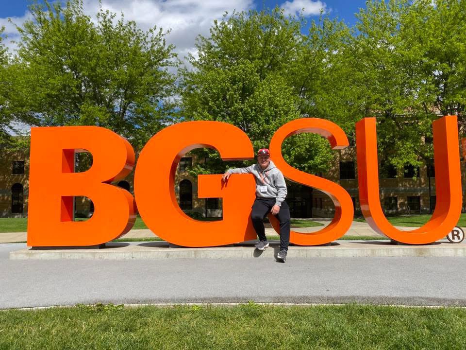 SheridanBands's tweet photo. Congrats to graduating senior Cole Cashdollar on making the BGSU drumline. We can’t wait to see you march in the Rose Bowl parade! https://t.co/lyI7QQ5qCD