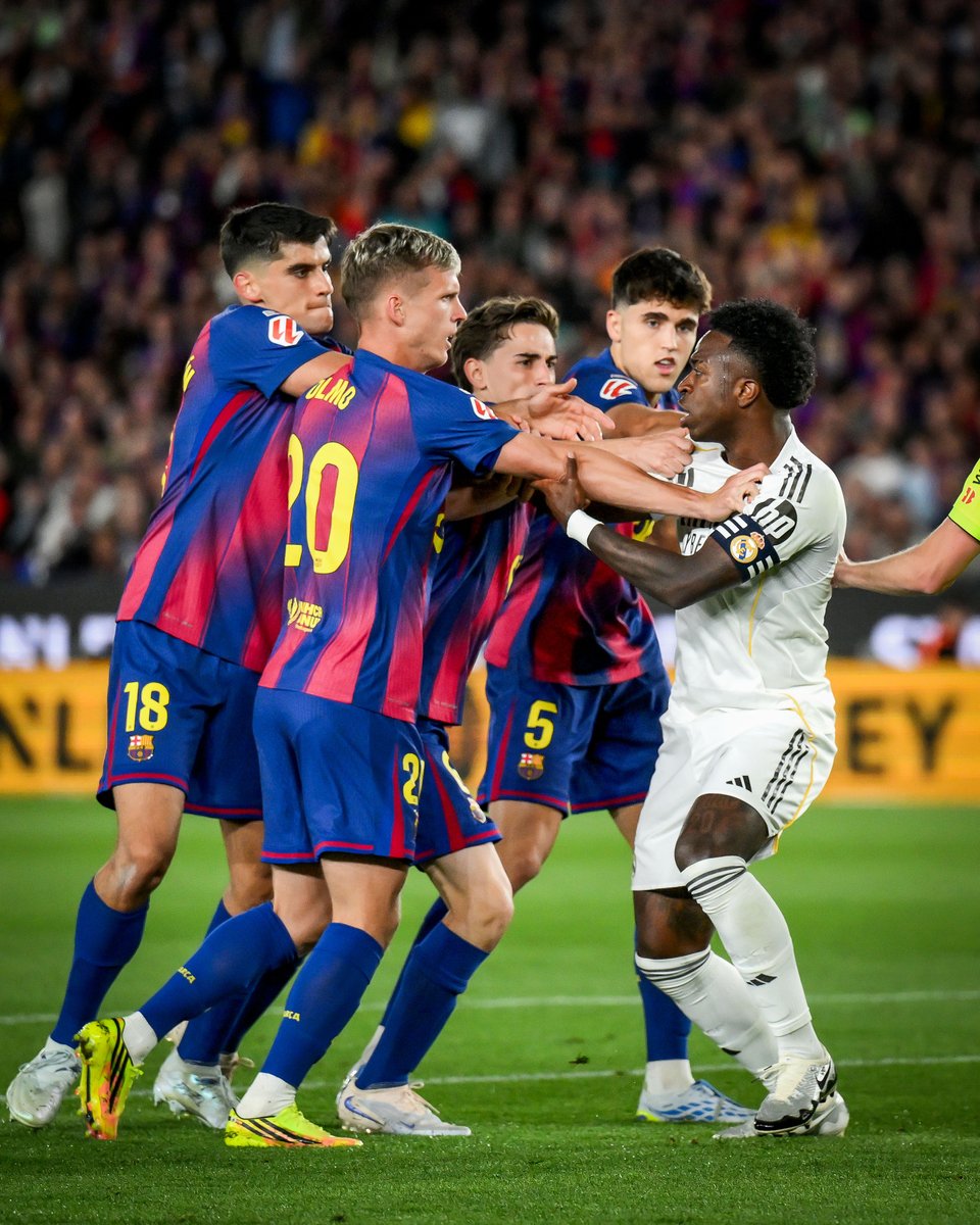 Se matan a golpes entre ellos mismos en los entrenamientos para luego ser esto contra su máximo rival.

Mourinho o plomo