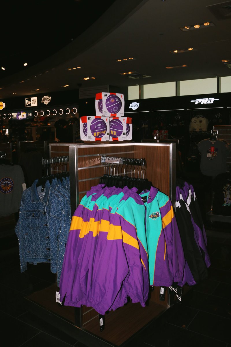teamlastore's tweet photo. We are sooo back💜 
Be sure to stop by Team LA Store before tip-off and gear up with all new @LASparks essentials for the season! #teamlastore #lasparks https://t.co/jCszYbY9lJ