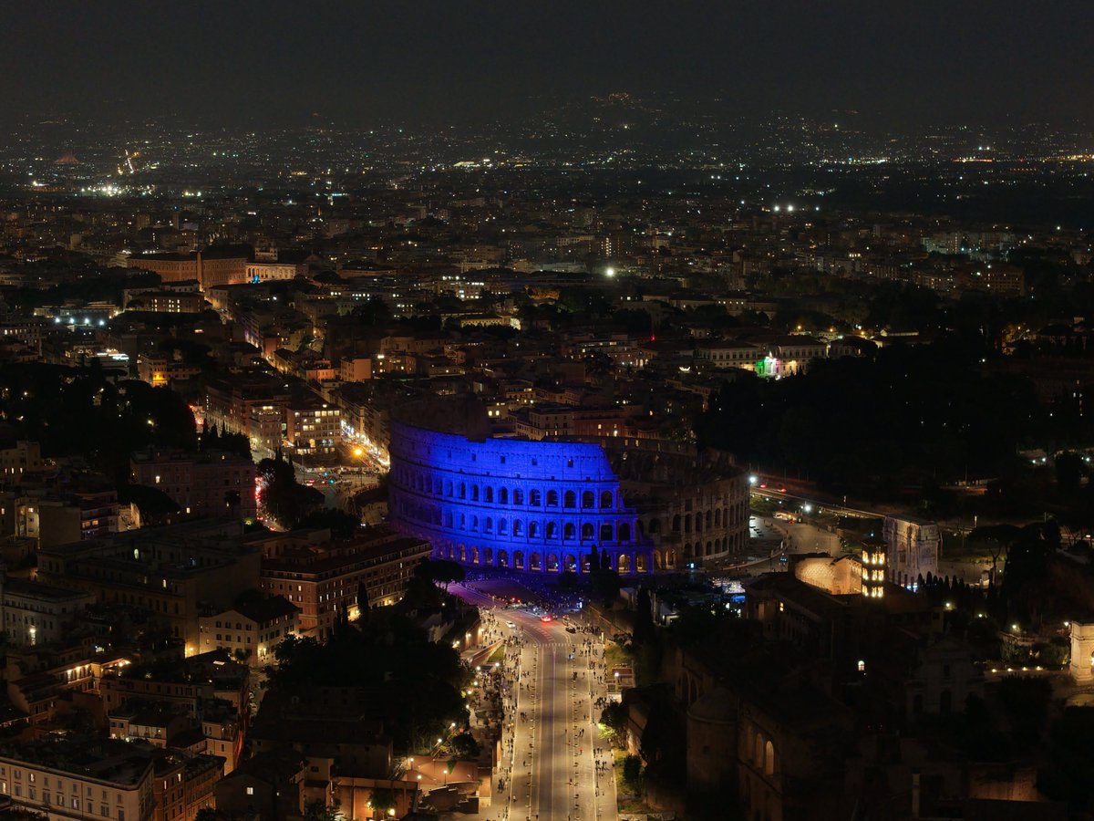 UE in Italia tweet media
