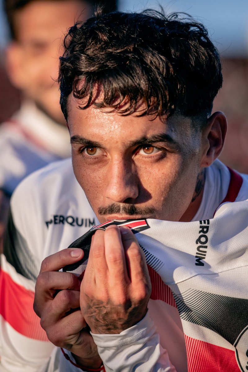 ChacaOficial's tweet photo. Que lo llevan adentro, como lo llevo yo ❤️🤍🖤

#120AñosDeAmor
#Este2026SoloSocios https://t.co/etPBrOyoh9