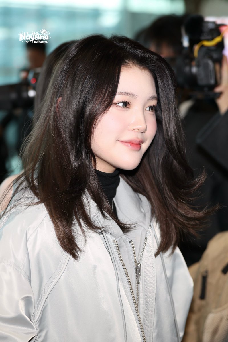 NayAna_H2H's tweet photo. 260117_ICN
😮😍
#Ana #에이나 #노유나 #魯惟娜 #盧惟娜 
#Hearts2Hearts #하츠투하츠 #H2H #하투하 https://t.co/ioI7ooE9l0