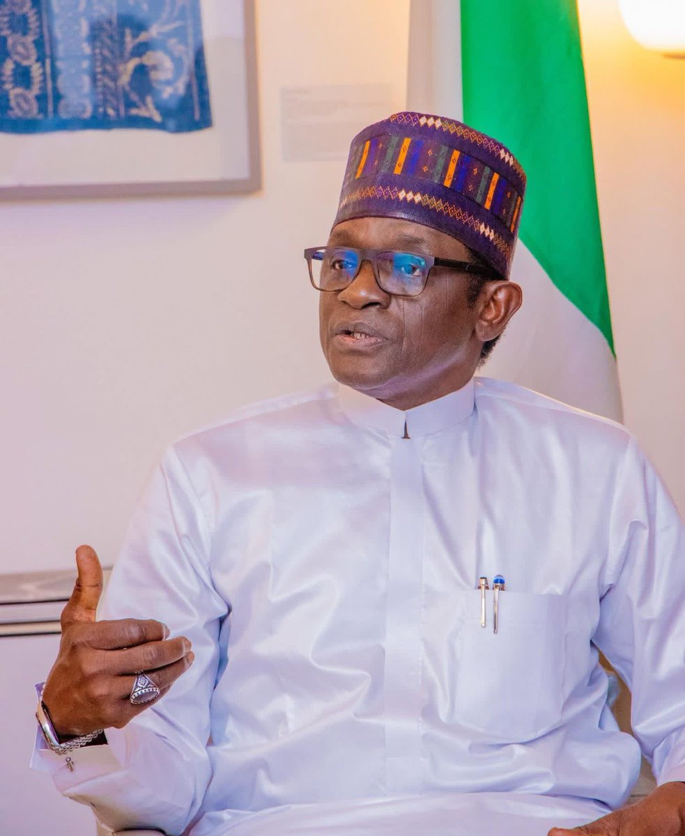 INSIDE YOBE tweet media