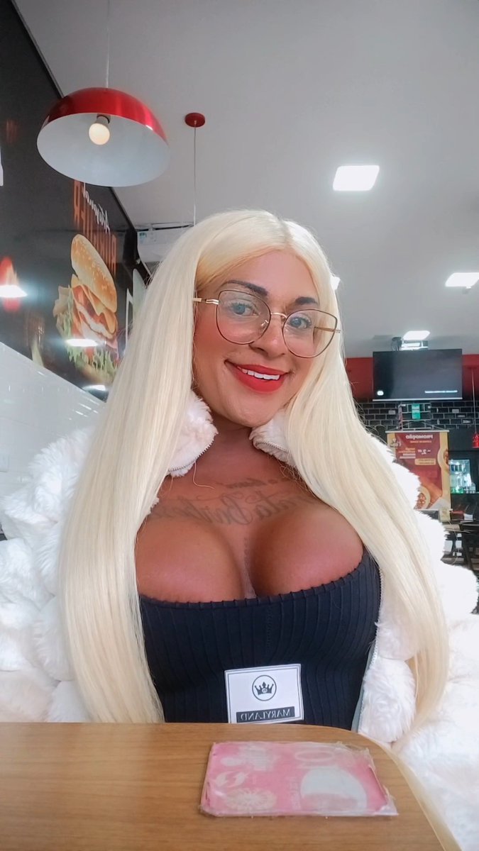 Renata famosinha 🇧🇷 tweet media
