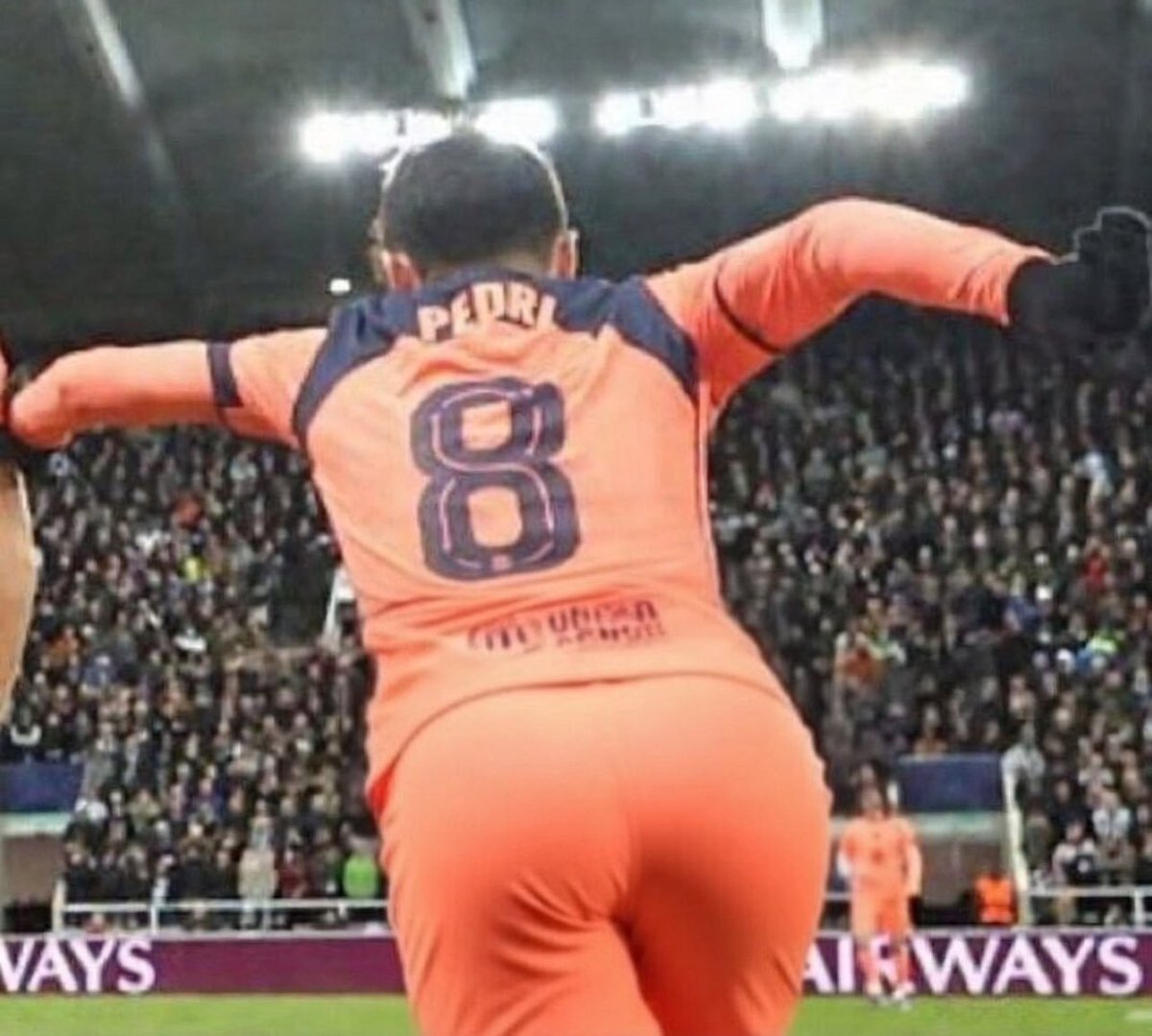 pedrii1237's tweet photo. تذكر أن هاتين الصورتين تم الحصول عليهما في مباراة واحدة فقط🍑🛐🫸 https://t.co/aSBqFORK4o