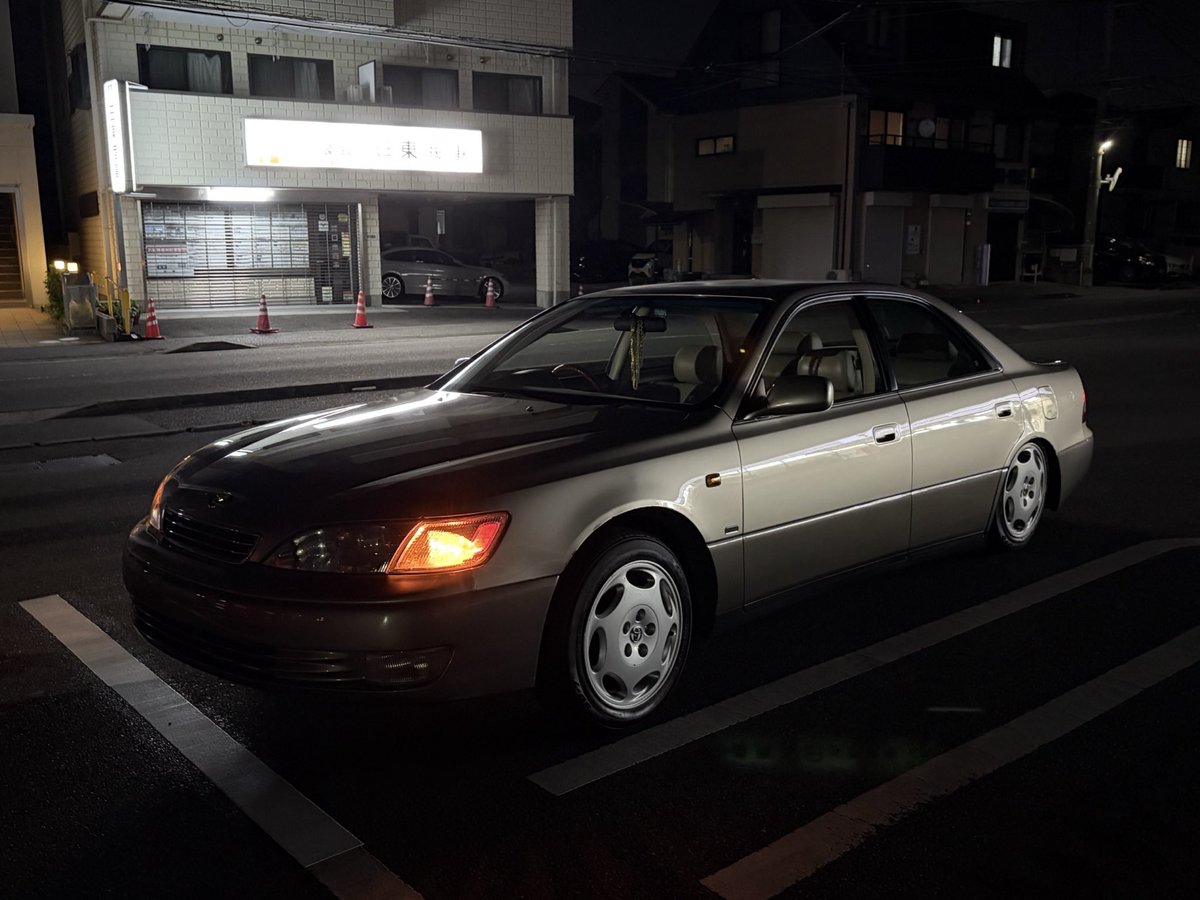 こげ tweet media