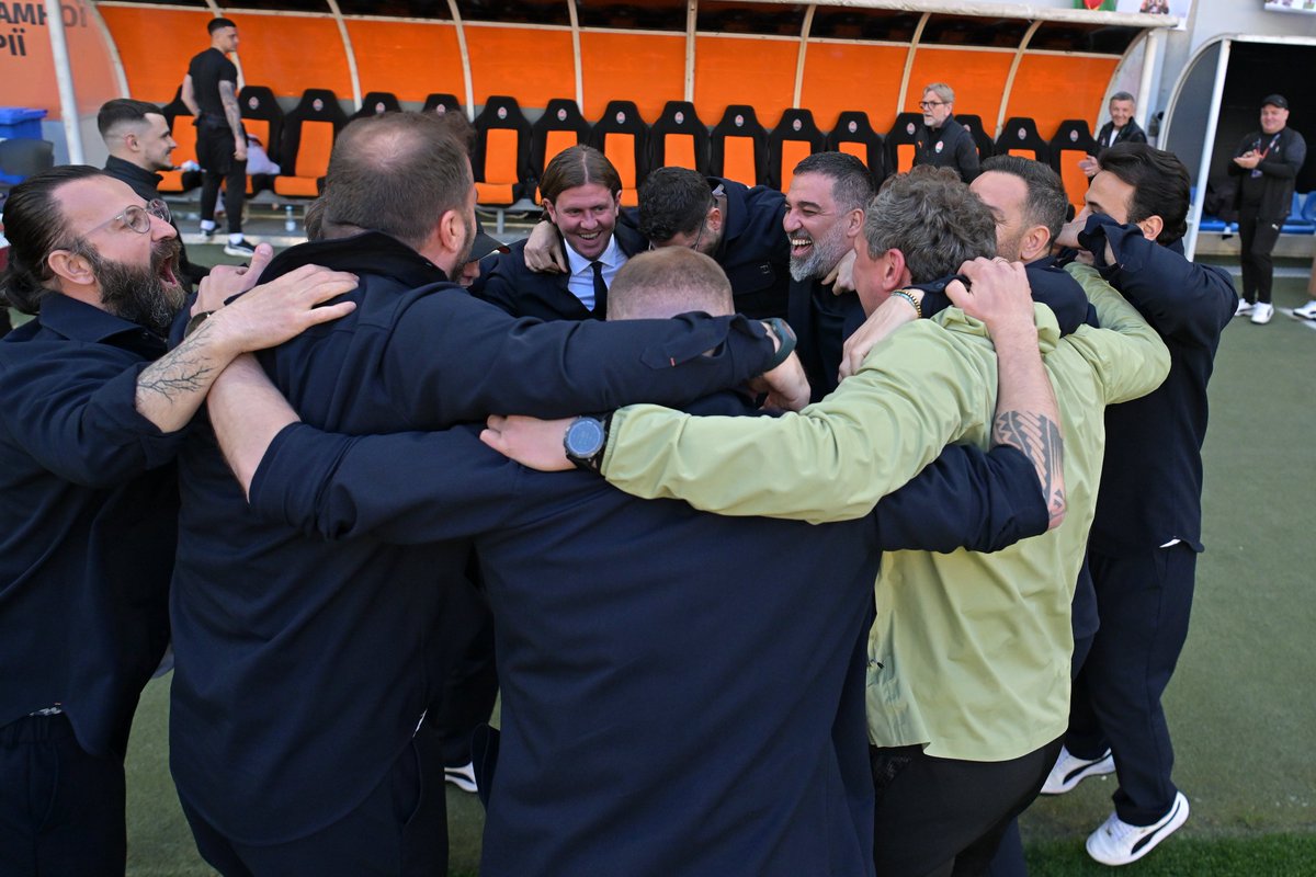 FC SHAKHTAR ENGLISH tweet media