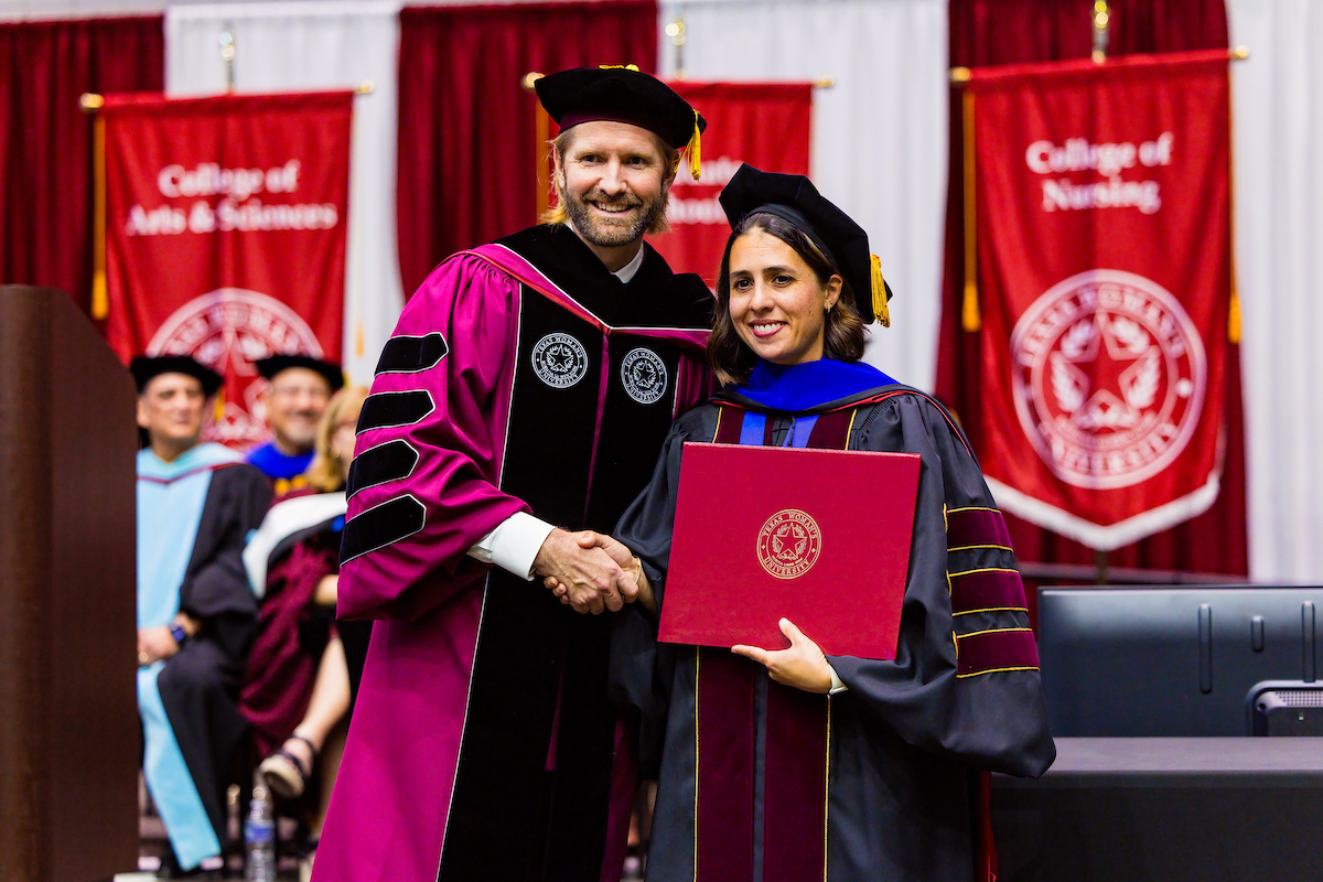 txwomans's tweet photo. Celebrating our TWU Dallas graduates! https://t.co/AAFxCPnZnO