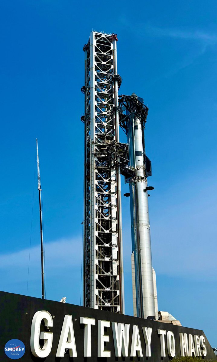 SmokeysOutpost's tweet photo. Happy Mother’s Day !
@VisitStarbase
@SpaceX
@seraspaceage
#SERASpace
@theinspired24 https://t.co/GuEVqF1Mn5