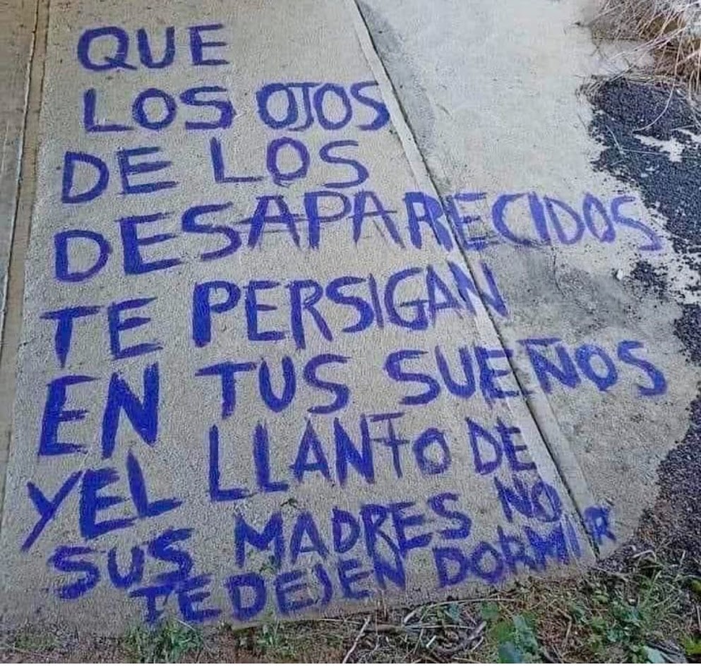 HectorA13447233's tweet photo. @MLopezSanMartin #QuePoca tienes #NarcoPresirvientaEspuriaClaudia alias @Claudiashein no solo es tu obligación cuidar que no las maten es hora de ponerse a trabajar de mujer a mujer con las madres buscadoras en lugar de defender narcopolíticos , violadores y ladrones ...
🤮 https://t.co/pIxEOeS2FX
