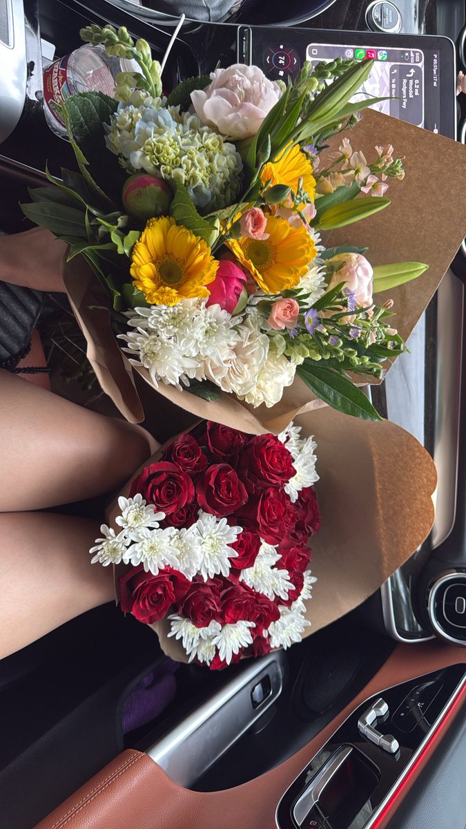 214nev's tweet photo. Feeling very loved today happy Mother’s Day! https://t.co/mnBEyiobA8