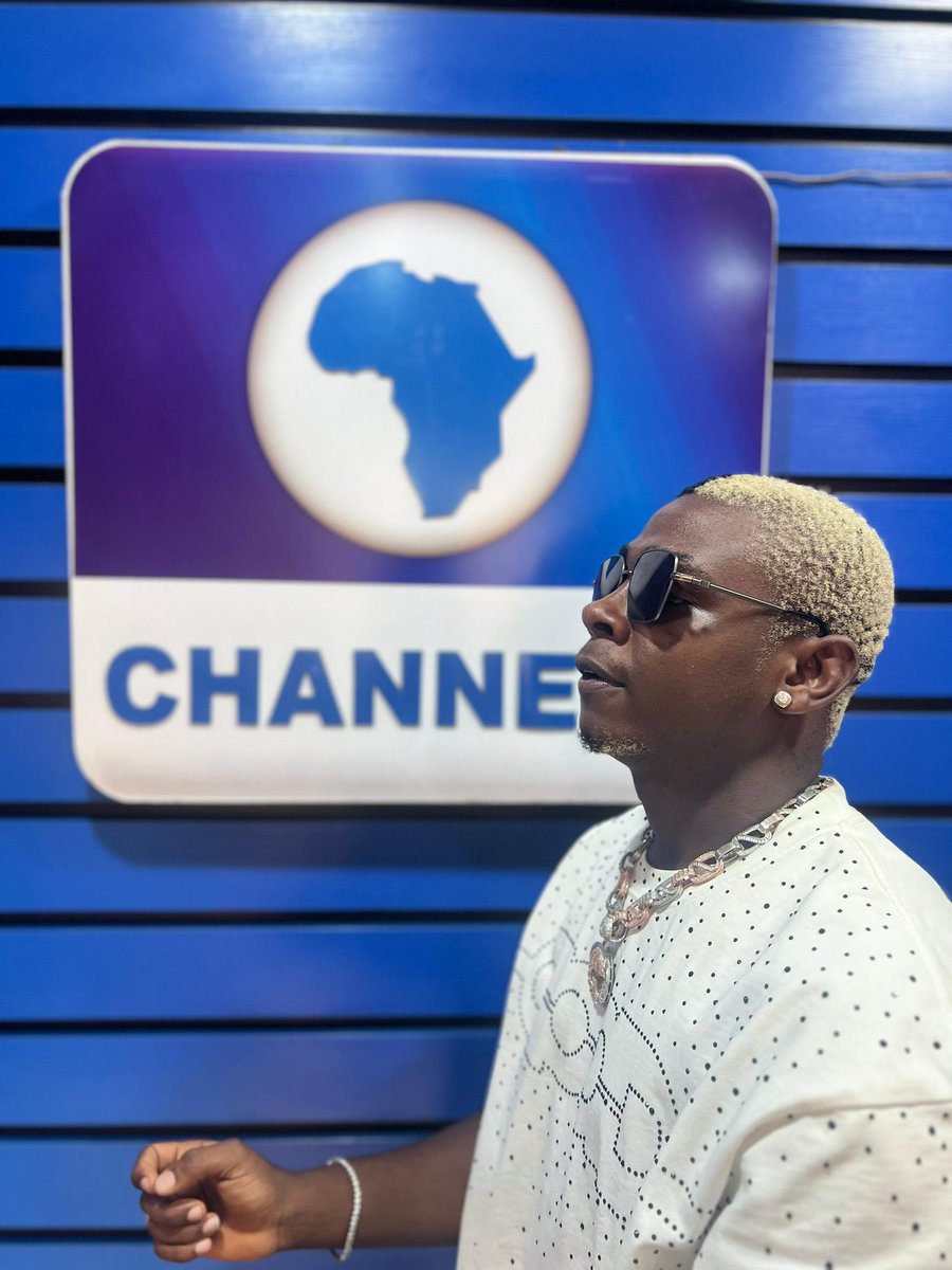 Fameboy tweet media