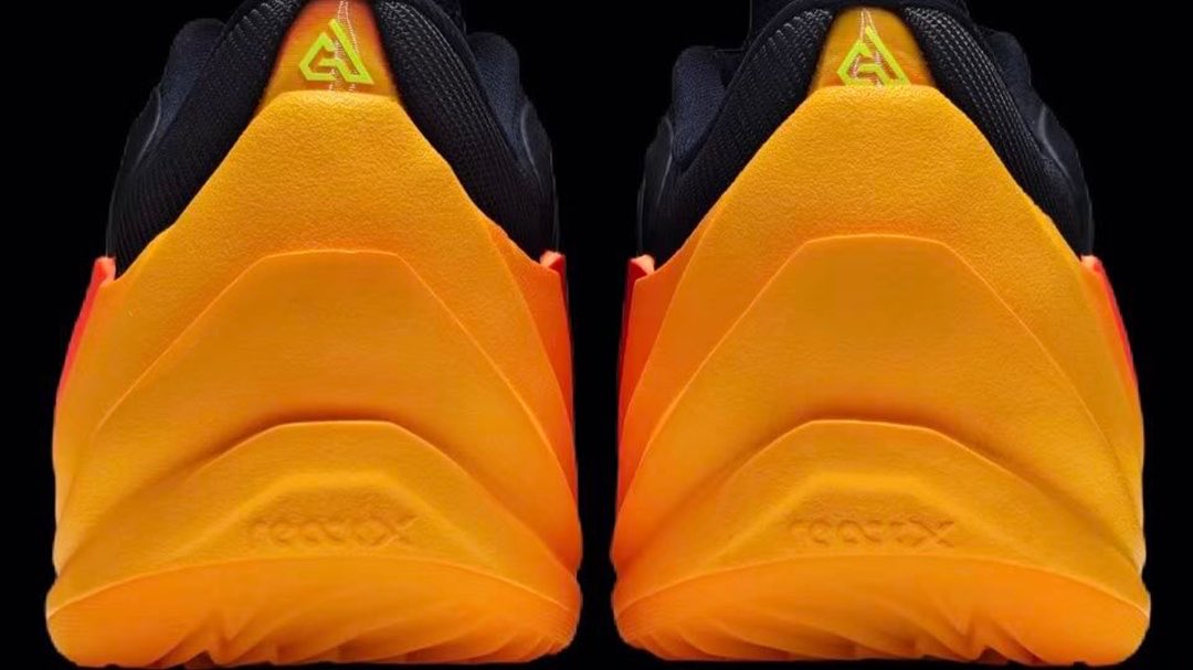 Complex Sneakers tweet media