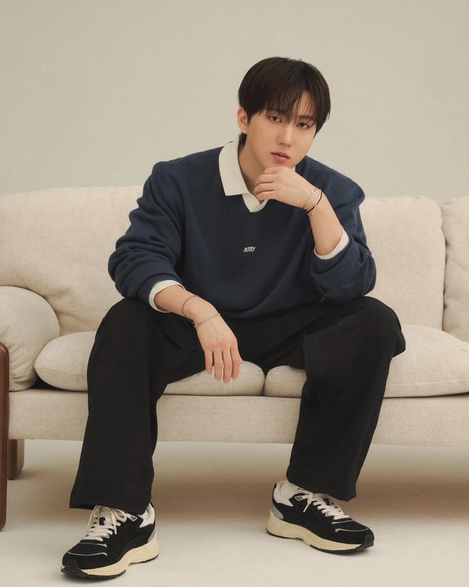 Fan Changbin 창빈 Universe tweet media