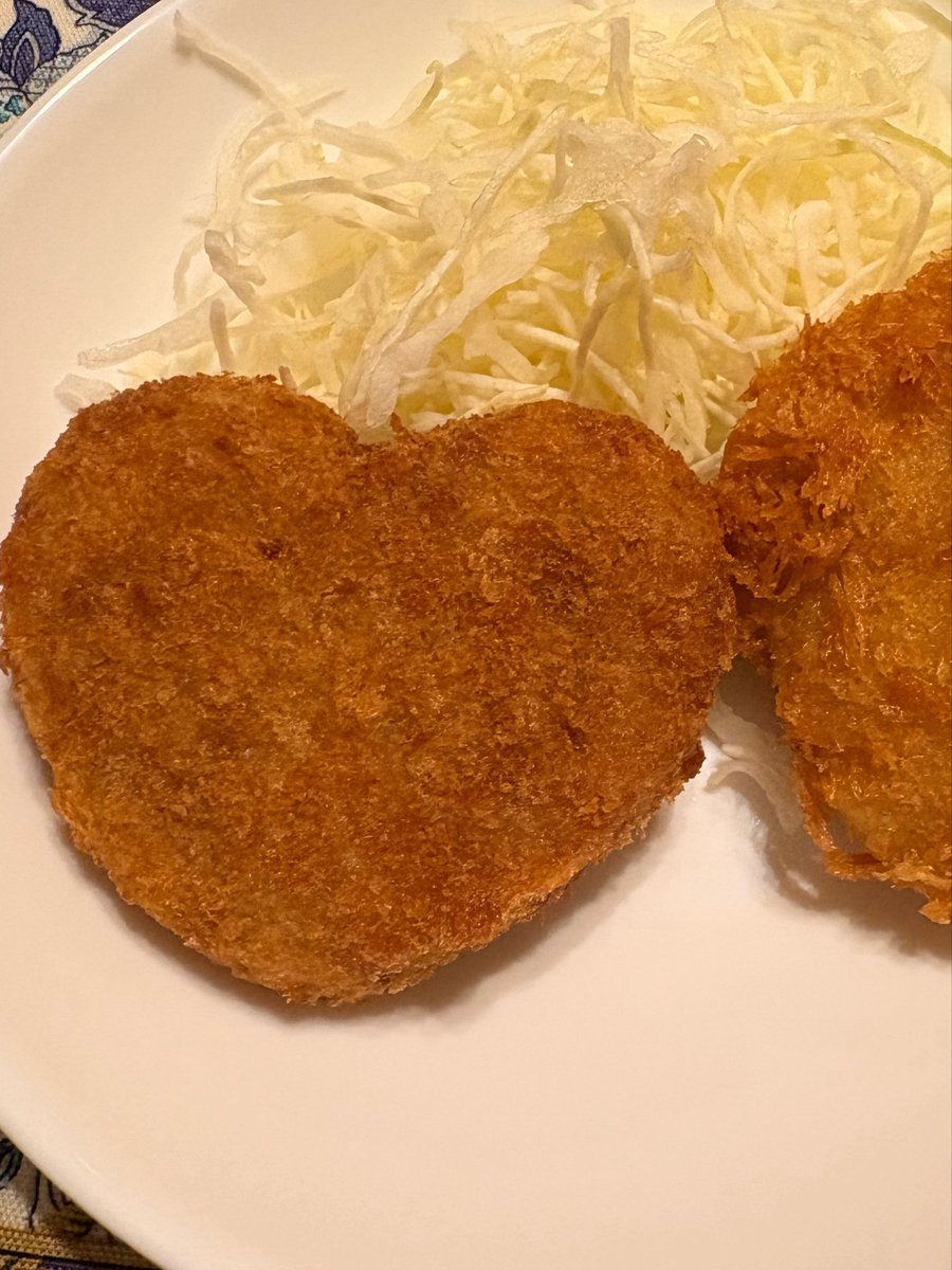 峯菜里亜 tweet media