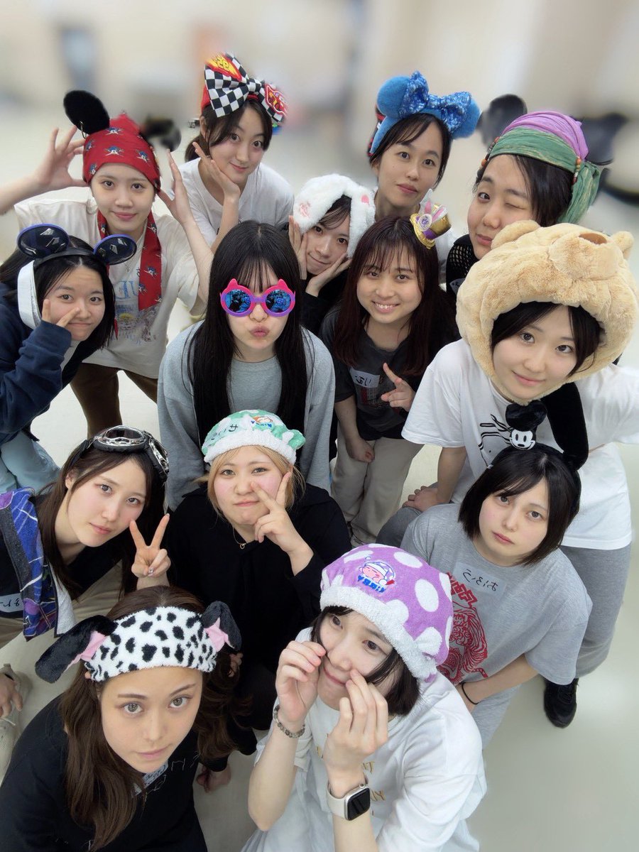 峯菜里亜 tweet media