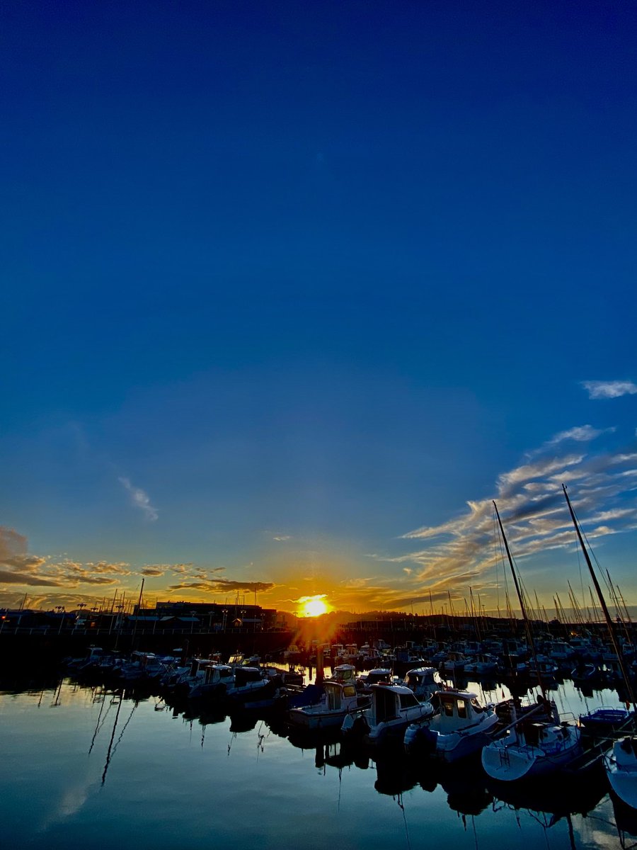 relieveskras's tweet photo. Atardecer…. 11/V/26 https://t.co/juvj59vmTl