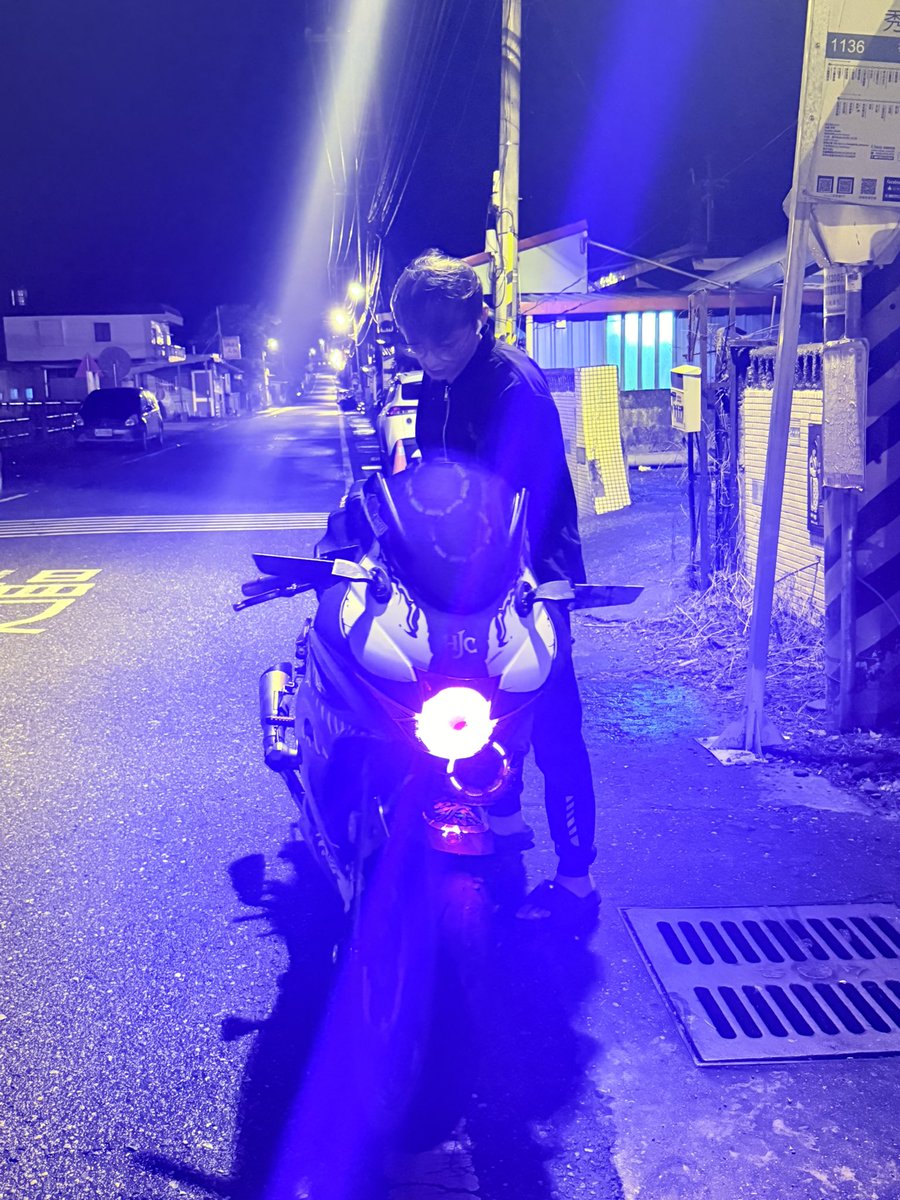 風吹草動 tweet media