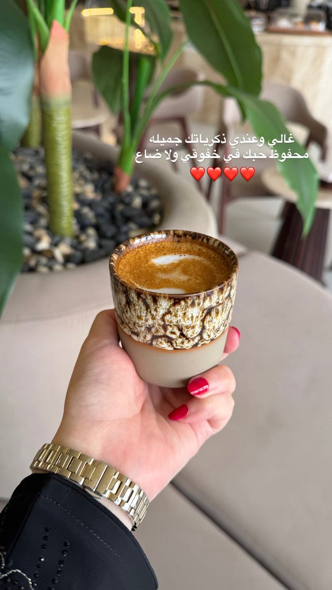 2011Amorah's tweet photo. غالي وعندي ذكرياتك جميله
محفوظ حبك في خفوقي ولا ضاع
                
#بوح_آخر_الليل https://t.co/Kyc4ppxbm6