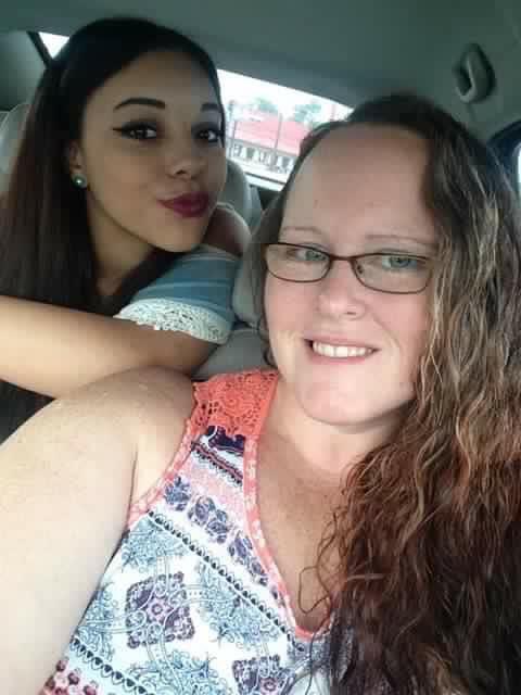sharon8pool's tweet photo. Happy Mother’s Day To The Most Wonderful Woman On Earth ❤️🥰🌎 https://t.co/QC8WNz5FrW