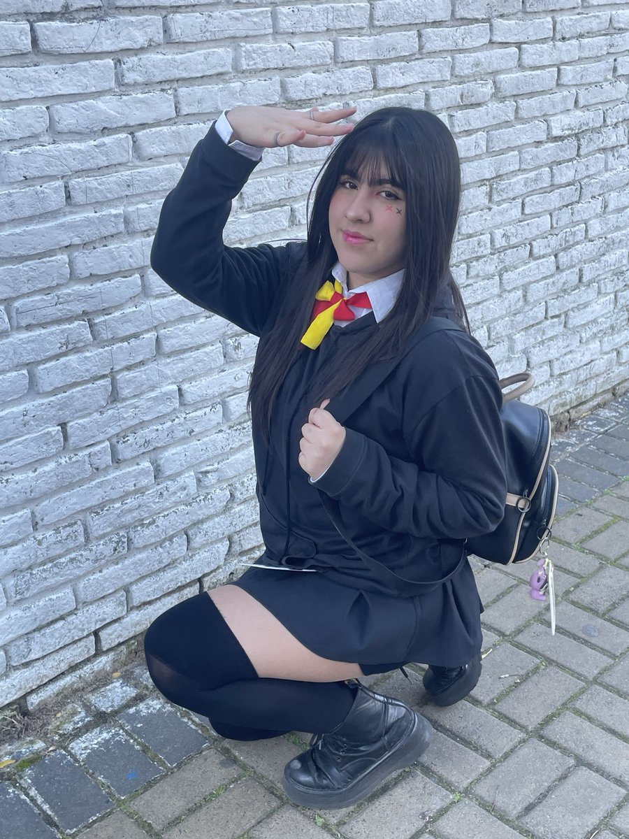 karxsix7's tweet photo. Fotitos de hoy en la #bplay con el cosplay de @Serpias ๐ค๐ค
Fue hecho con mucho amor a pesar de no llegar a hacer la peluca^^
(Si me ayudan a que lo vea, se los agradezco ๐ฅน)
#serpias #cosplay #teammafia https://t.co/dtPd5ULKMc